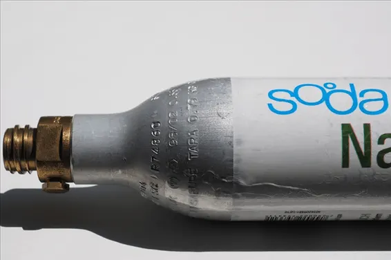 sodastream cylinder bottle