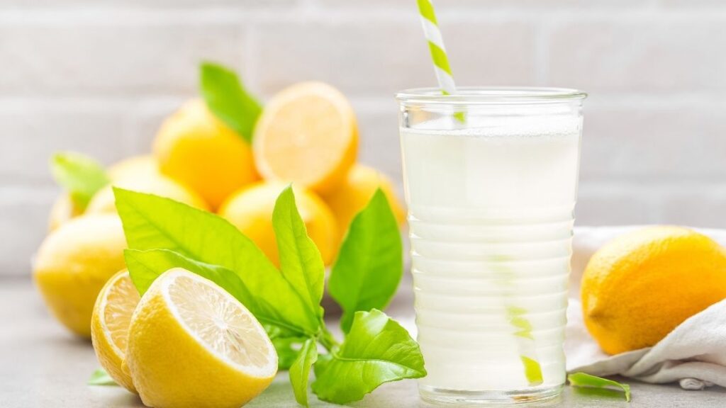 What are the Benefits of Lemon Juice