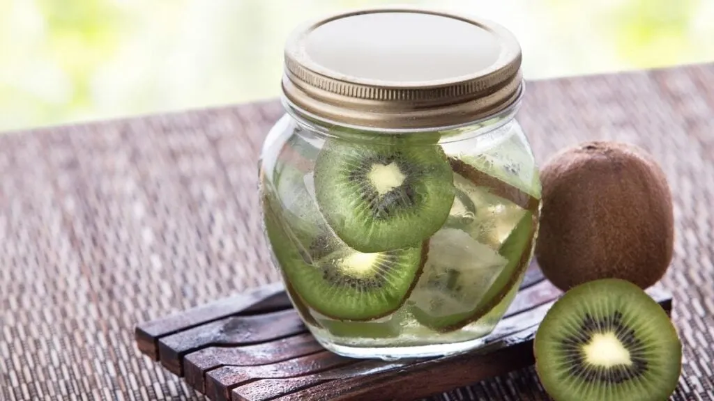 What are the Benefits of Kiwi Water