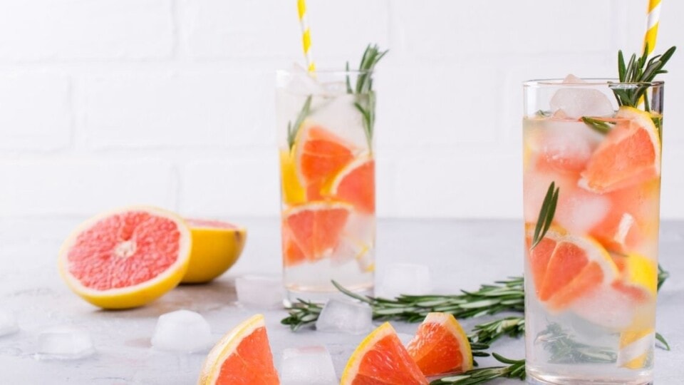 Best Vodka Mixers And Sodas To Mix With Vodka (Popular Cocktail Mix)